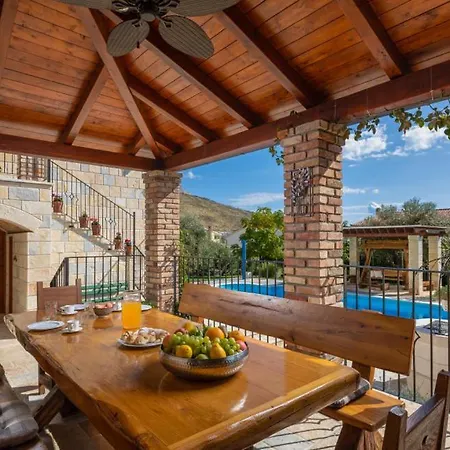 Вілла Dominus - By Guide Спліт