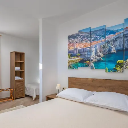 Вілла Dominus - By Guide *