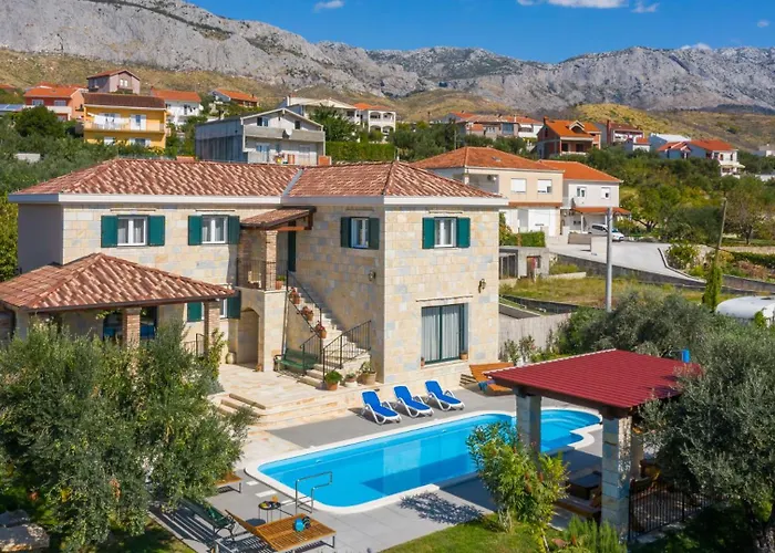 Dominus - By Guide 斯普利特